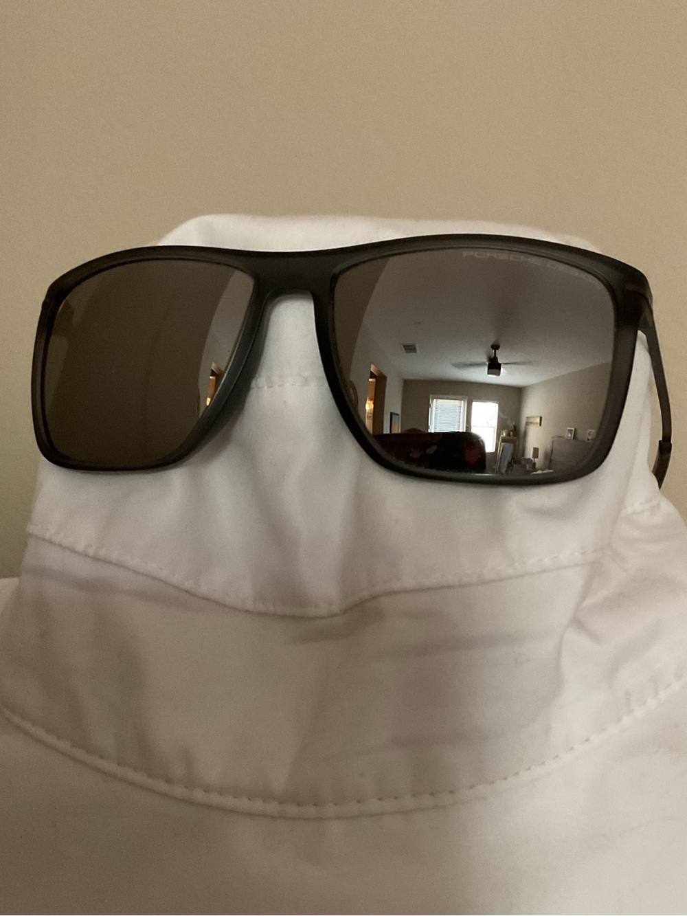 Porches Designed Black Polarized Men's Sunglasses - Classic Full Frame. One size
